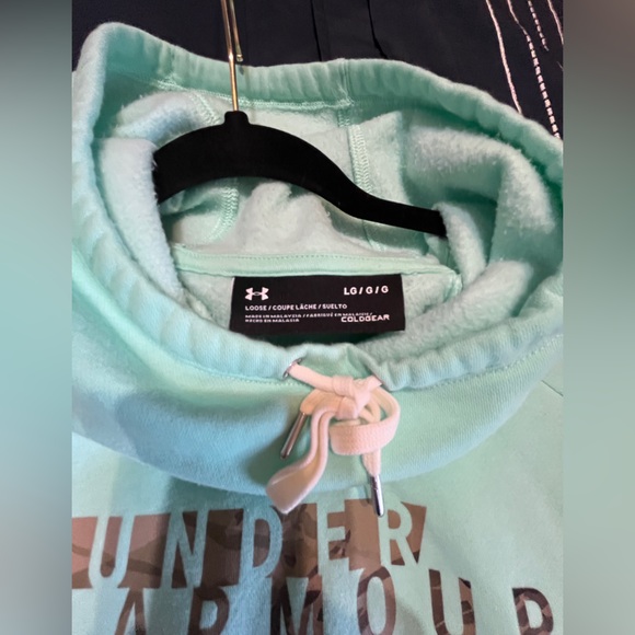 Ladies Large Under Armour sweatshirt - excellent condition, NWOT - Picture 1 of 6